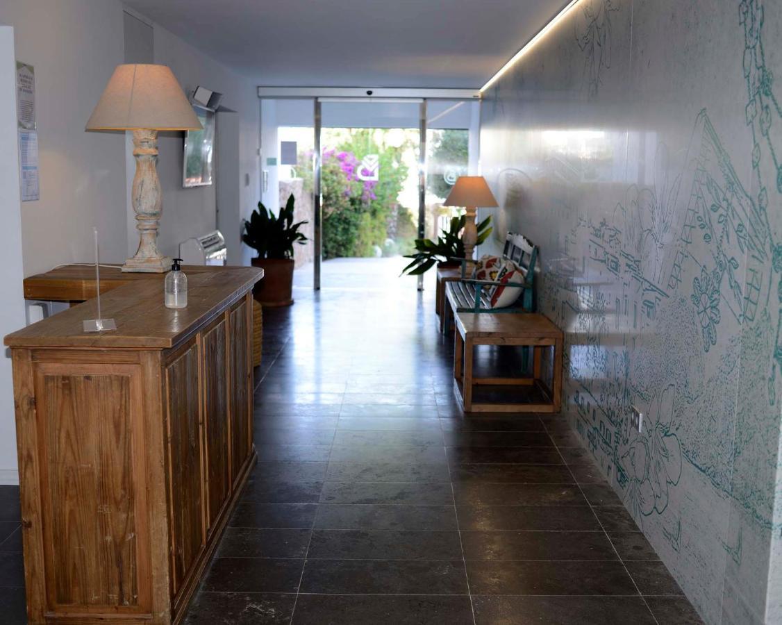 Apartaments B-Llobet Sun & Confort อิบิซาทาวน์ ภายนอก รูปภาพ