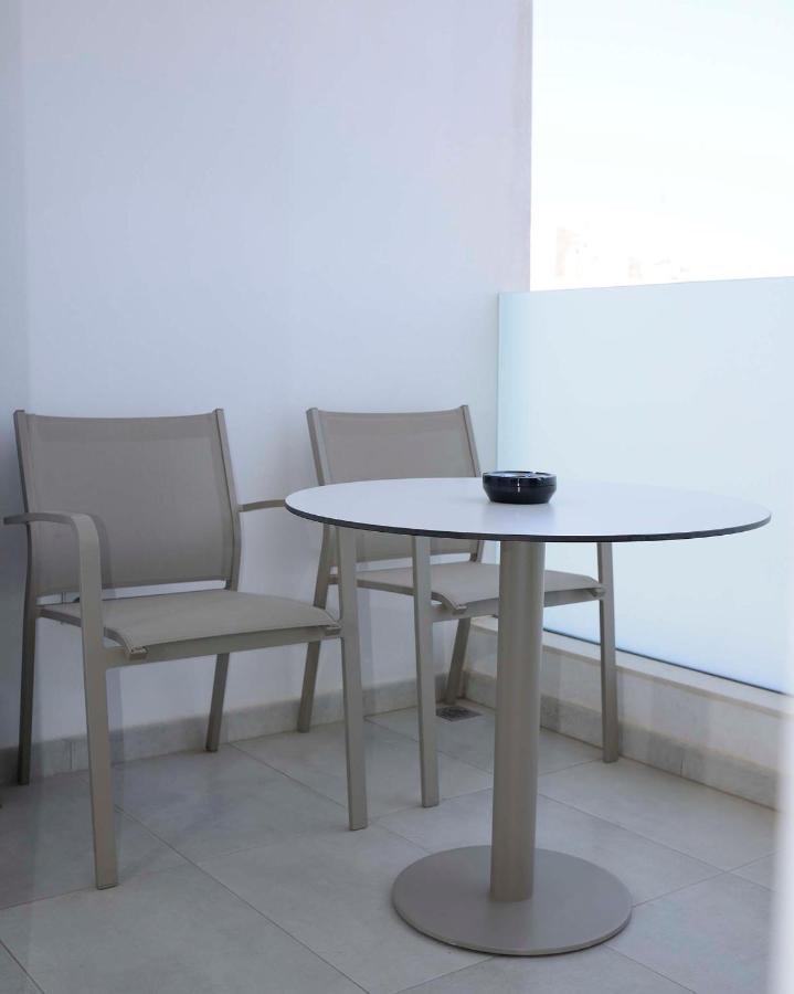 Apartaments B-Llobet Sun & Confort อิบิซาทาวน์ ภายนอก รูปภาพ