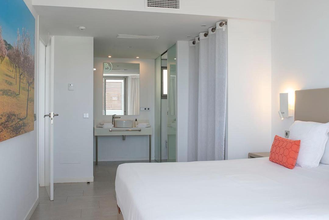 Apartaments B-Llobet Sun & Confort อิบิซาทาวน์ ห้อง รูปภาพ