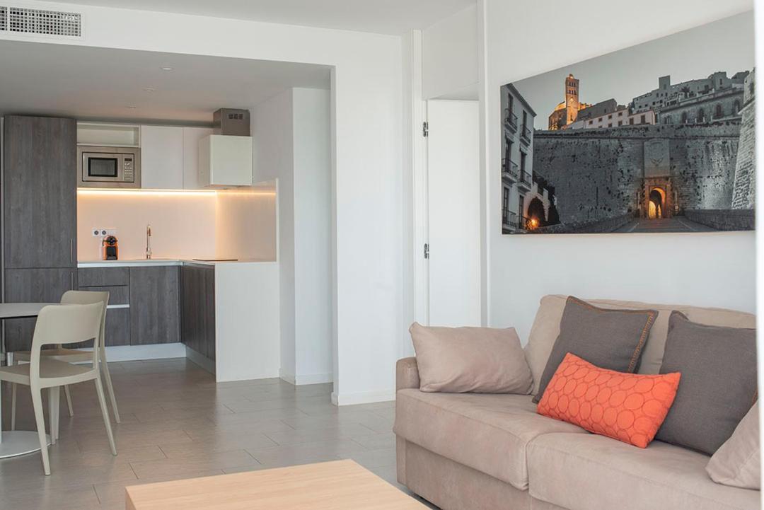 Apartaments B-Llobet Sun & Confort อิบิซาทาวน์ ห้อง รูปภาพ