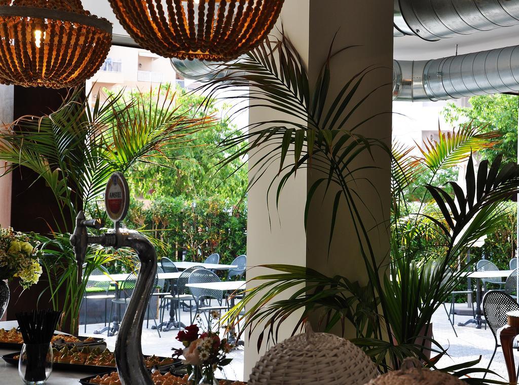 Apartaments B-Llobet Sun & Confort อิบิซาทาวน์ ภายนอก รูปภาพ