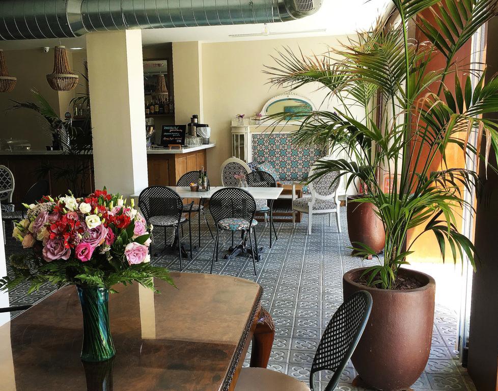 Apartaments B-Llobet Sun & Confort อิบิซาทาวน์ ภายนอก รูปภาพ