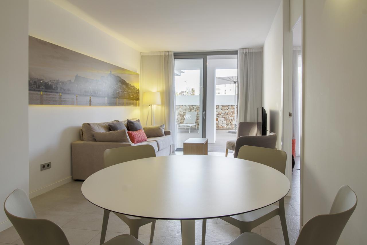 Apartaments B-Llobet Sun & Confort อิบิซาทาวน์ ภายนอก รูปภาพ